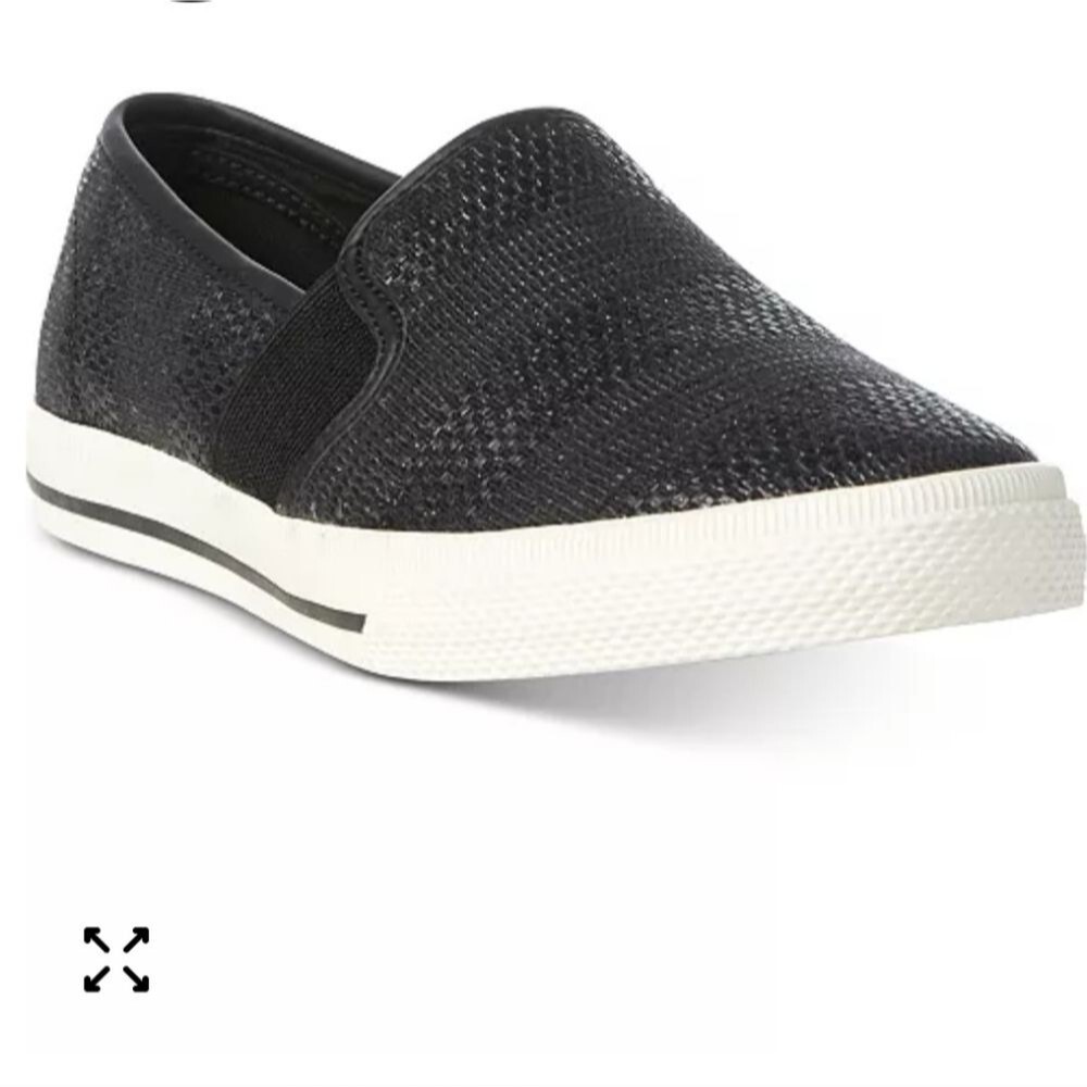 Lauren Ralph Lauren Haddley Black Tumbled Leather Slip On Sneakers - Size 5.5